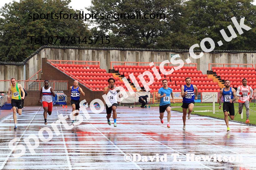 100 metres, 2023 Gateshead Tartan Games.  Photo: David T. Hewitson/Sports for All Pics